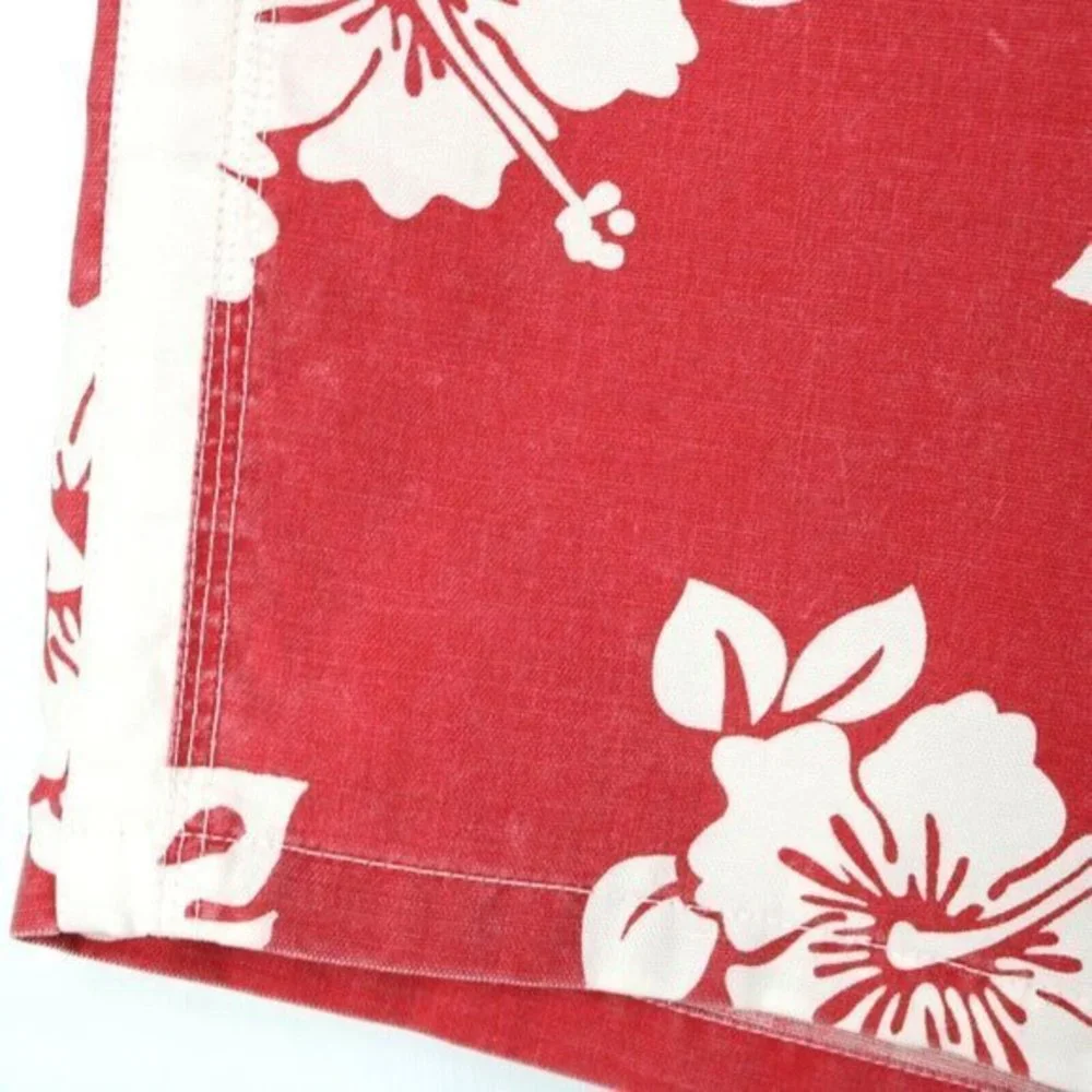 Arizona Coastal‎ Board Bermuda Shorts Red White Floral Hawaiian 36